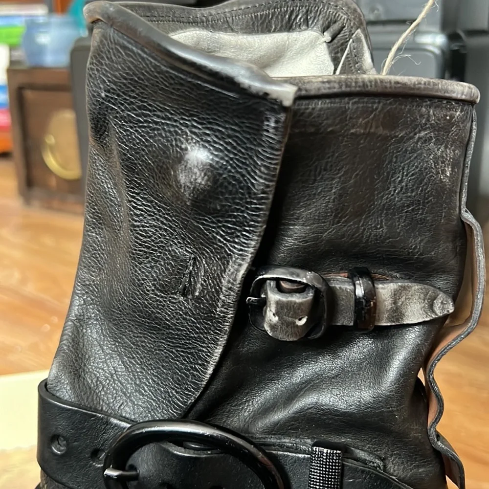 Women's Black Leather Boots - Picture 8 of 14